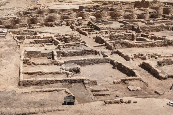 ▲在埃及南部盧克索發現的「失落的黃金城」廣角圖。這處古蹟據據稱己有有3400多年歷史。 （圖／達志影像／美聯社）