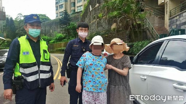 ▲女復健後趴趴走忘了回家路 金山警M-Police人臉辨識助返家。（圖／新北市金山警分局提供）