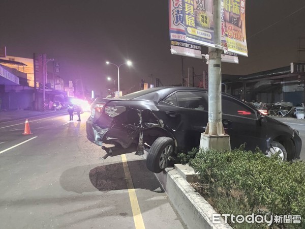 ▲彰化台一線永靖鄉中山路發生2車追撞車禍。（圖／民眾提供）