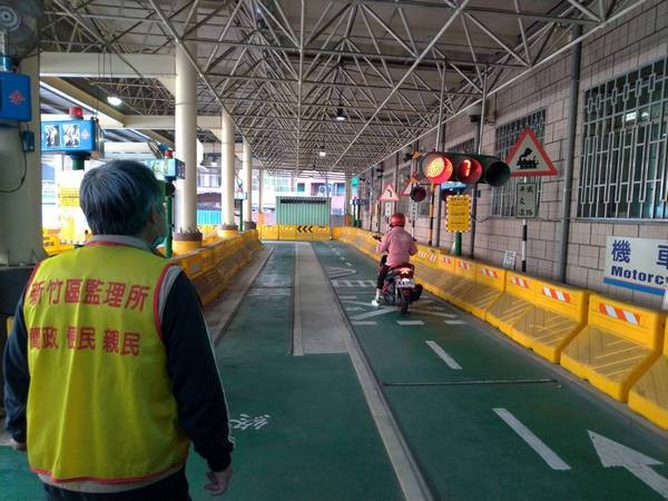 持有汽車駕照者報考機車駕照自5月3日起也要考筆試 Ettoday地方新聞 Ettoday新聞雲