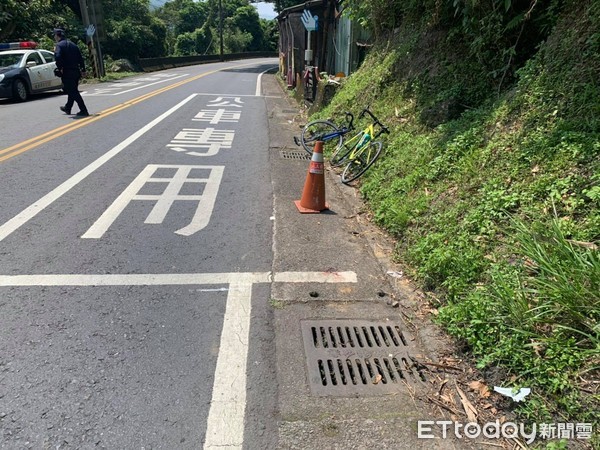 ▲▼單車男在北宜路段自摔不幸身亡。（圖／記者陳豐德翻攝）