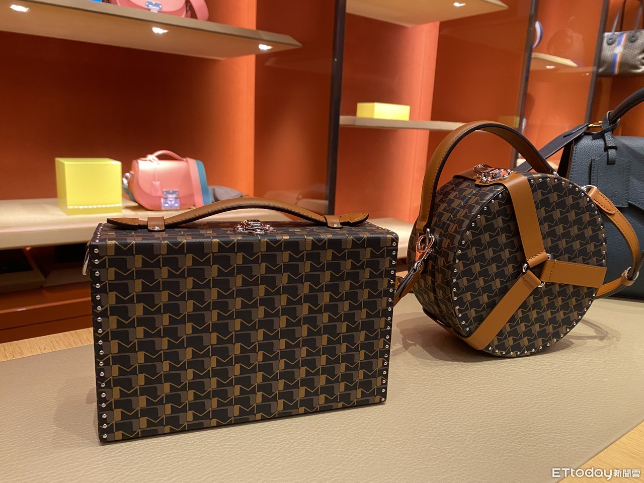 ▲MOYNAT      。（圖／記者鮑璿安攝）