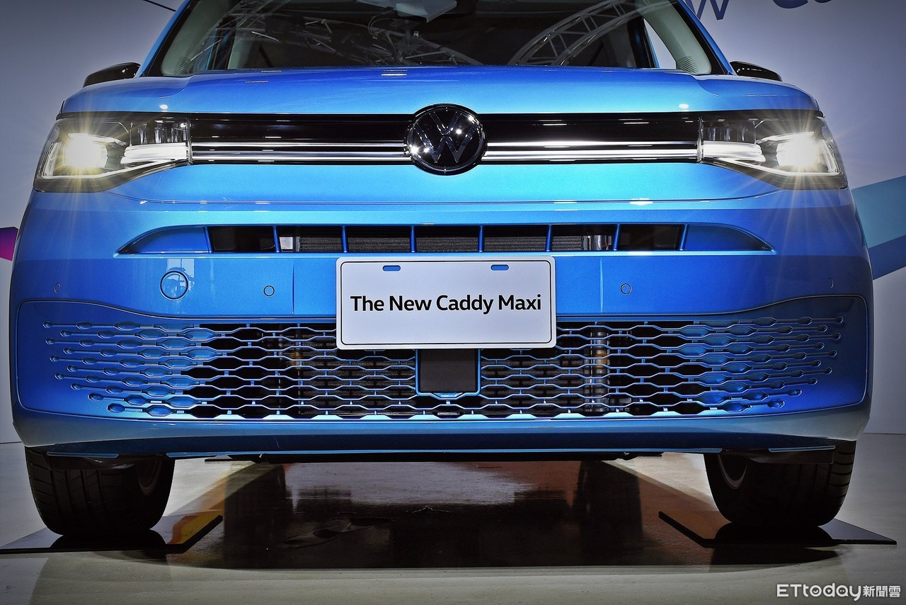 福斯商旅全新Caddy Maxi「整容升級」有成！128.8萬元開放佛心預售（圖／記者游鎧丞攝）