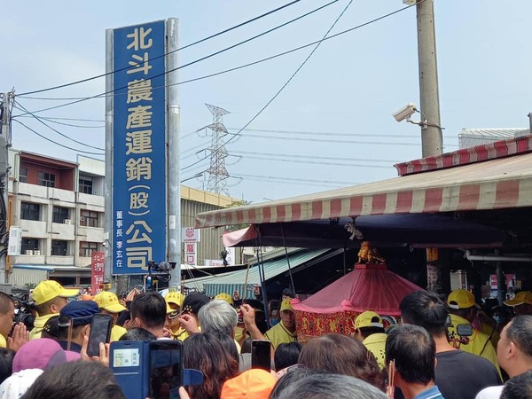 ▲▼致死率100%媽祖說「她會活」！彰化重病妹長大到7歲　再見媽祖 。（圖／翻攝白沙屯媽祖網路電視台）