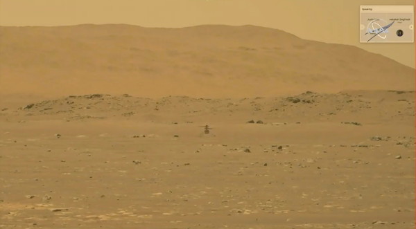▲▼NASA公布在火星試飛直升機畫面。（圖／路透）
