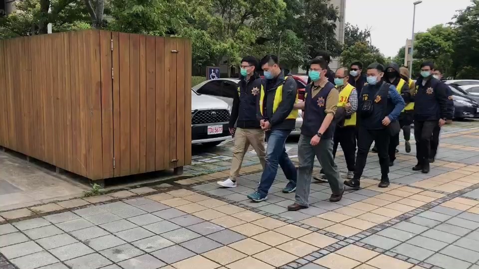 退休族砸600萬買未上市股票成壁紙詐團1年撈3千萬首腦收押 Ettoday社會新聞 Ettoday新聞雲 退休族砸600萬買未上市股票成壁紙詐團1年撈3千萬首腦收押 Ettoday社會新聞 Ettoday新聞雲
