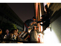 318反服貿事件學生佔領行政院-2（圖／記者徐文彬攝）