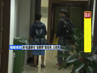 學生衝進政院2樓，逛大街入無人之境。