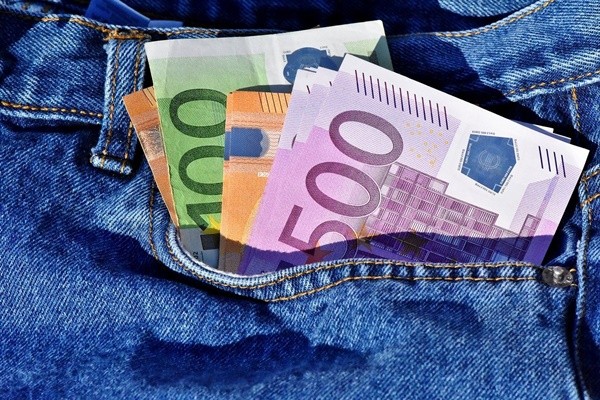 ▲歐元,紙鈔,鈔票。（圖／取自免費圖庫Pixabay）