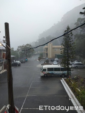 ▲屏東霧台部落下起大雨             。（圖／記者陳崑福翻攝，以下同）