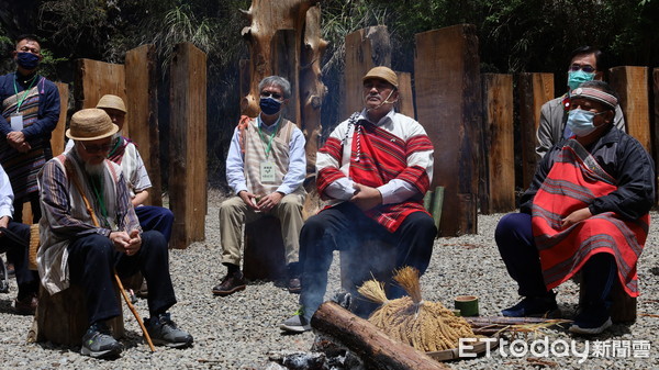 ▲蔡英文出席Skaru流域部落和解儀式　簽署守護山林合作備忘錄。（圖／新竹縣府提供）