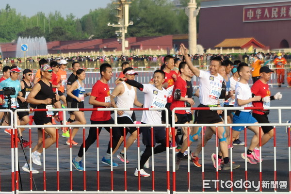 ▲▼2021年北京半程馬拉松於4月24日舉辦，是新冠疫情後，北京今年首場萬人大規模賽事。（圖／記者陳政錄攝）