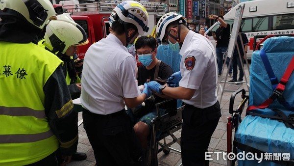 ▲▼台新銀行八德大樓火警。（圖／記者黃彥傑攝）