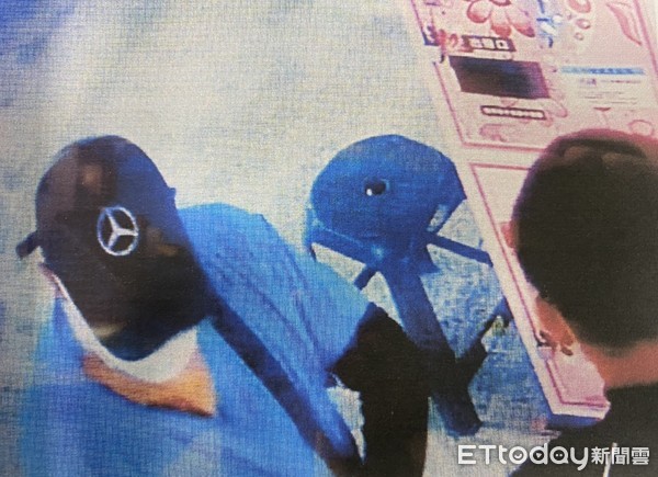 ▲台南市警歸仁分局緝獲娃娃機大盜2名犯嫌，查出至少涉嫌6起竊案。（圖／記者林悅翻攝，下同）