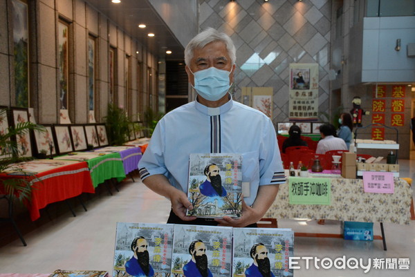 ▼ 任職台東馬偕十五年牧師潘稀祺出書「李庥傳」             。（圖／台東馬偕醫院提供）