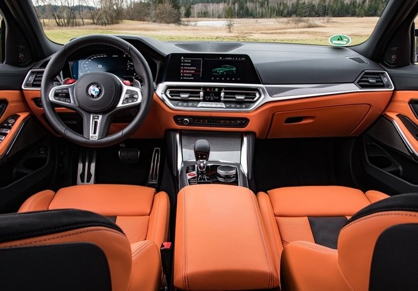BMW M3安全帶「綁不緊」美國宣布召回　台灣尚未有進一步資訊傳出（圖／翻攝自BMW）