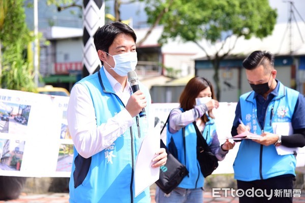 ▲▼花蓮市長魏嘉賢陪同評比委員實勘3項工程並親自簡報說明。（圖／花蓮市公所提供，下同）