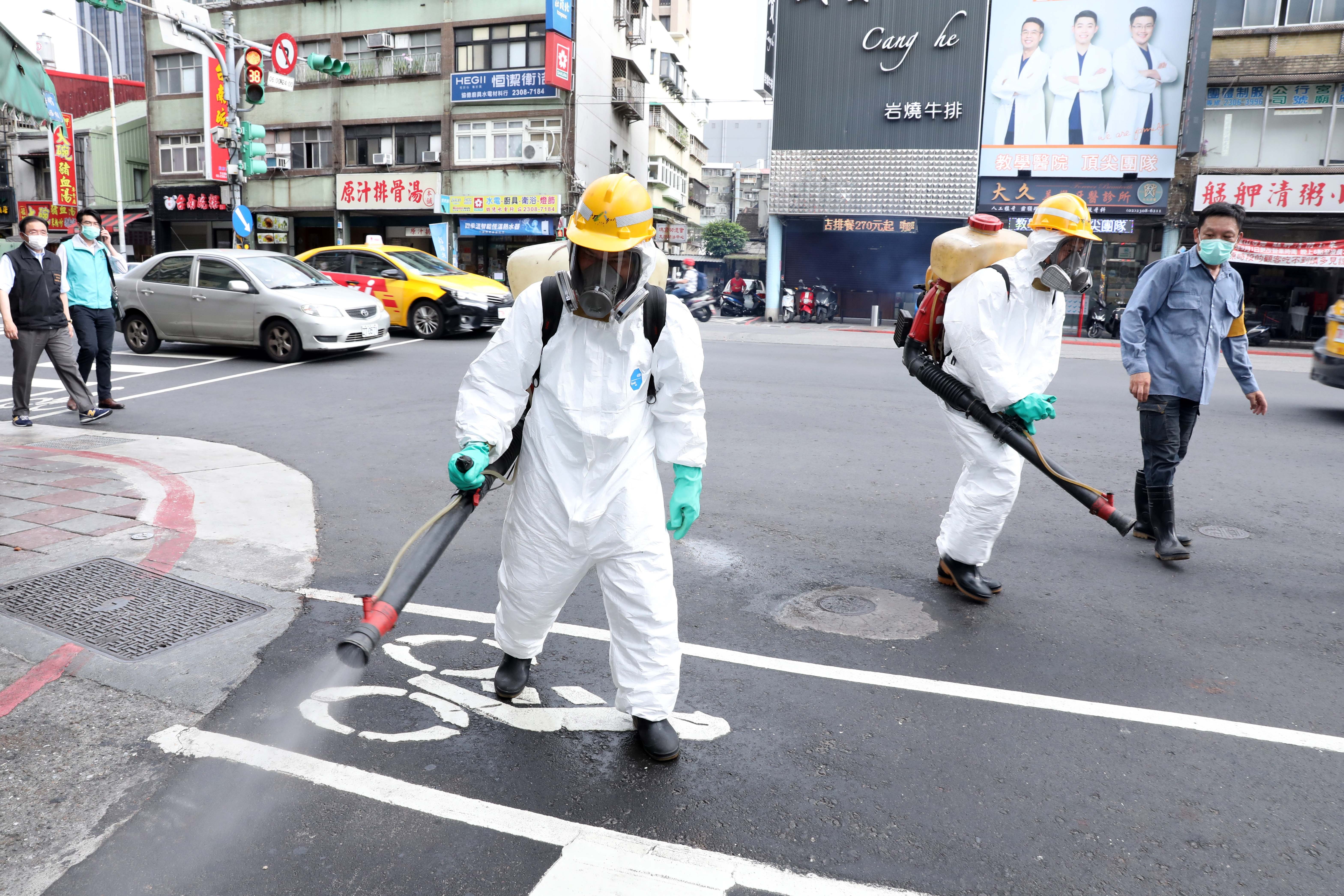 ▲▼台北市萬華區大消毒 街道 茶館。（圖／記者屠惠剛攝）