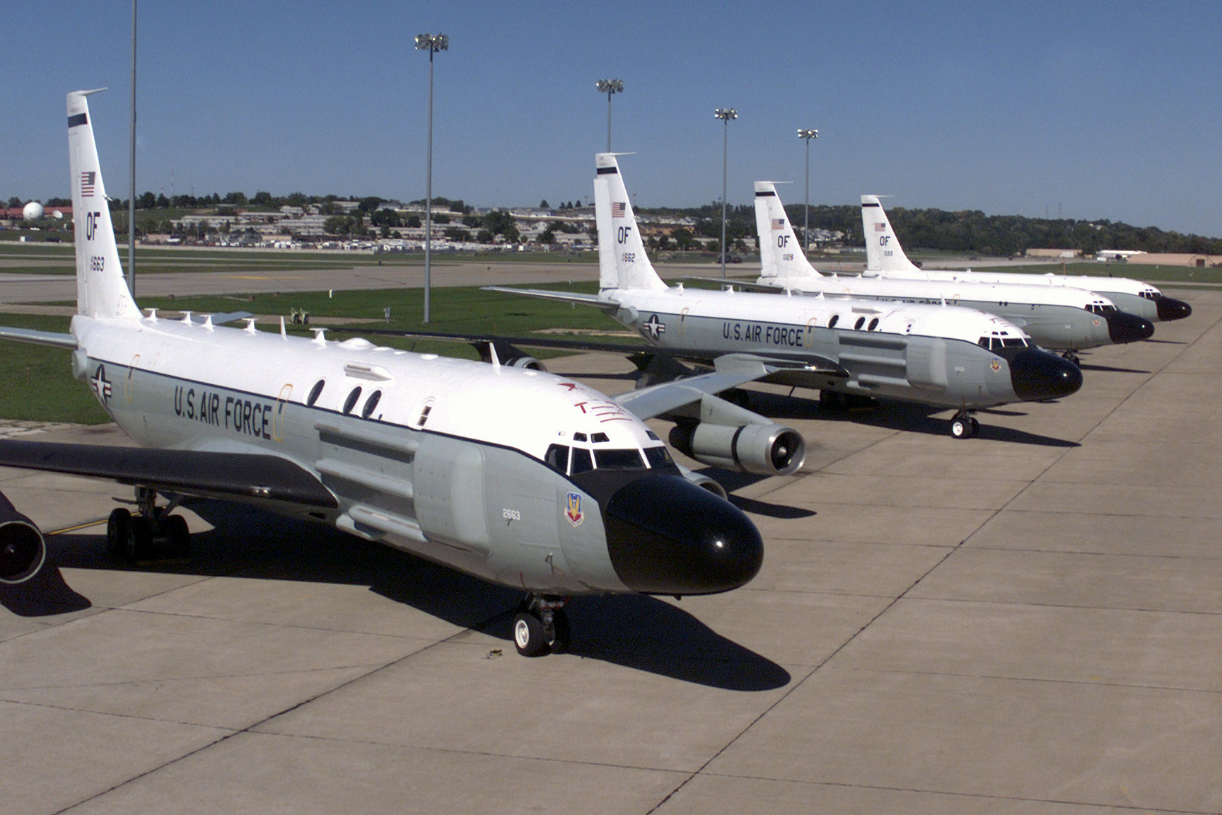 RC-135U,驅逐艦,偵察機,南海,巴士海峽,戰機,長江口,解放軍,媒體,美中關係