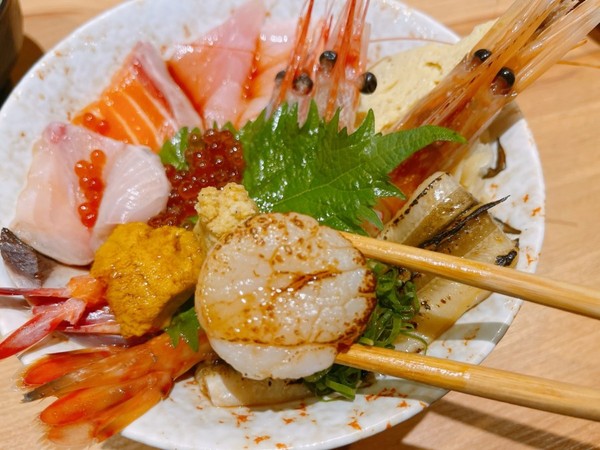 ▲▼墨sumi 海鮮丼ぶり。（圖／Viviyu旅遊美食世界提供。）