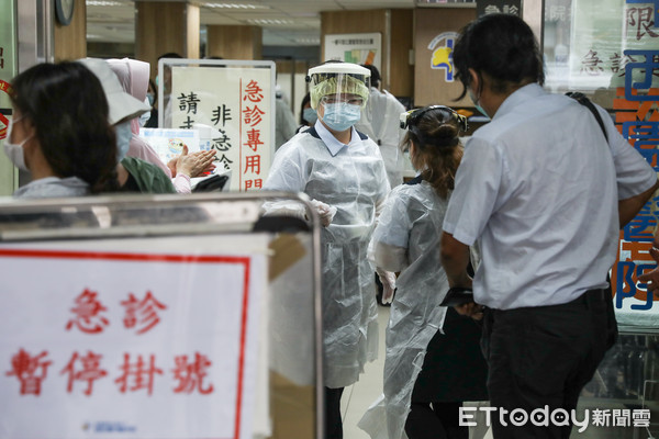 ▲台北市2021年共5263人確診新冠肺炎。圖為西園醫院快篩站。（圖／記者林敬旻攝）