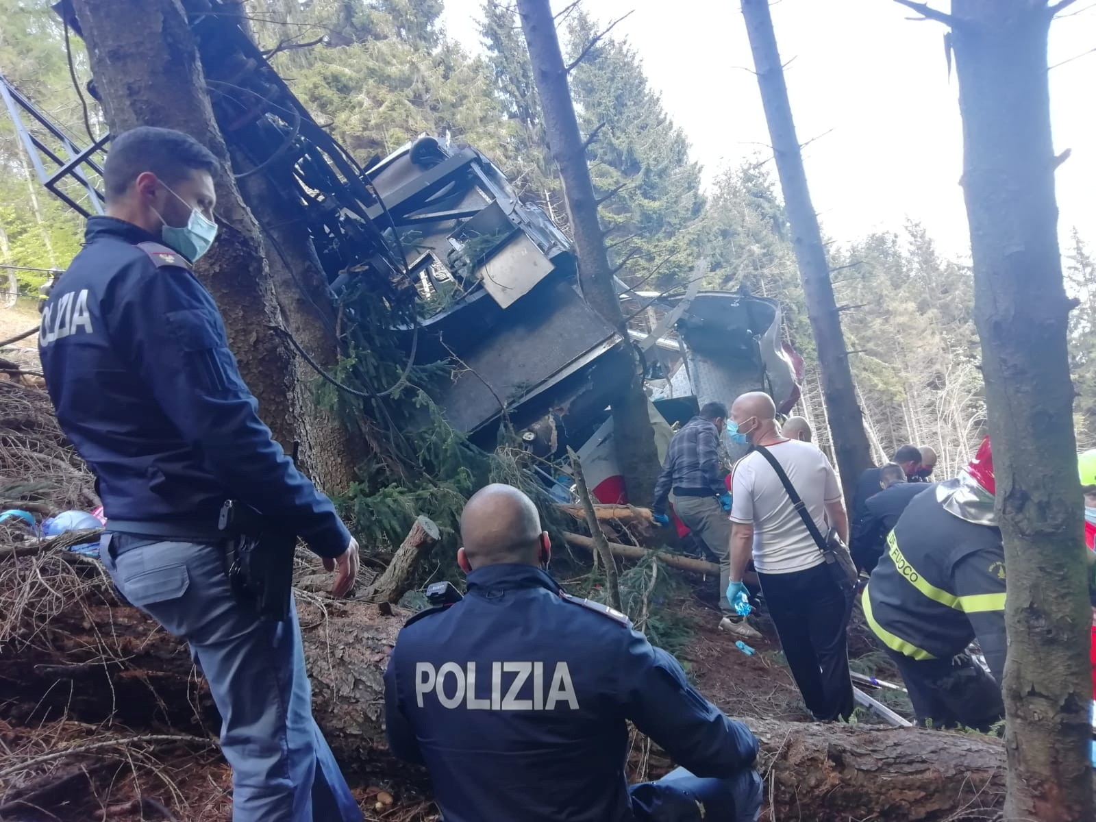 ▲▼義大利馬焦雷湖（Lake Maggiore）纜車墜落意外。（圖／路透）