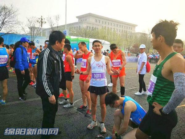 ▲▼陸馬拉松21人亡「神級選手也遇難」　殘運會冠軍「聾啞無法呼救」。（圖／翻攝微博）