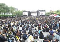 「330捍衛民主、退回服貿、人民站出來」凱道集結行動，現場的黑衫軍十分壯觀。（圖／記者陳明仁攝）