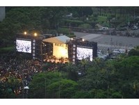 「330捍衛民主、退回服貿、人民站出來」凱道集結行動，現場的黑衫軍十分壯觀。（圖／記者陳明仁攝）
