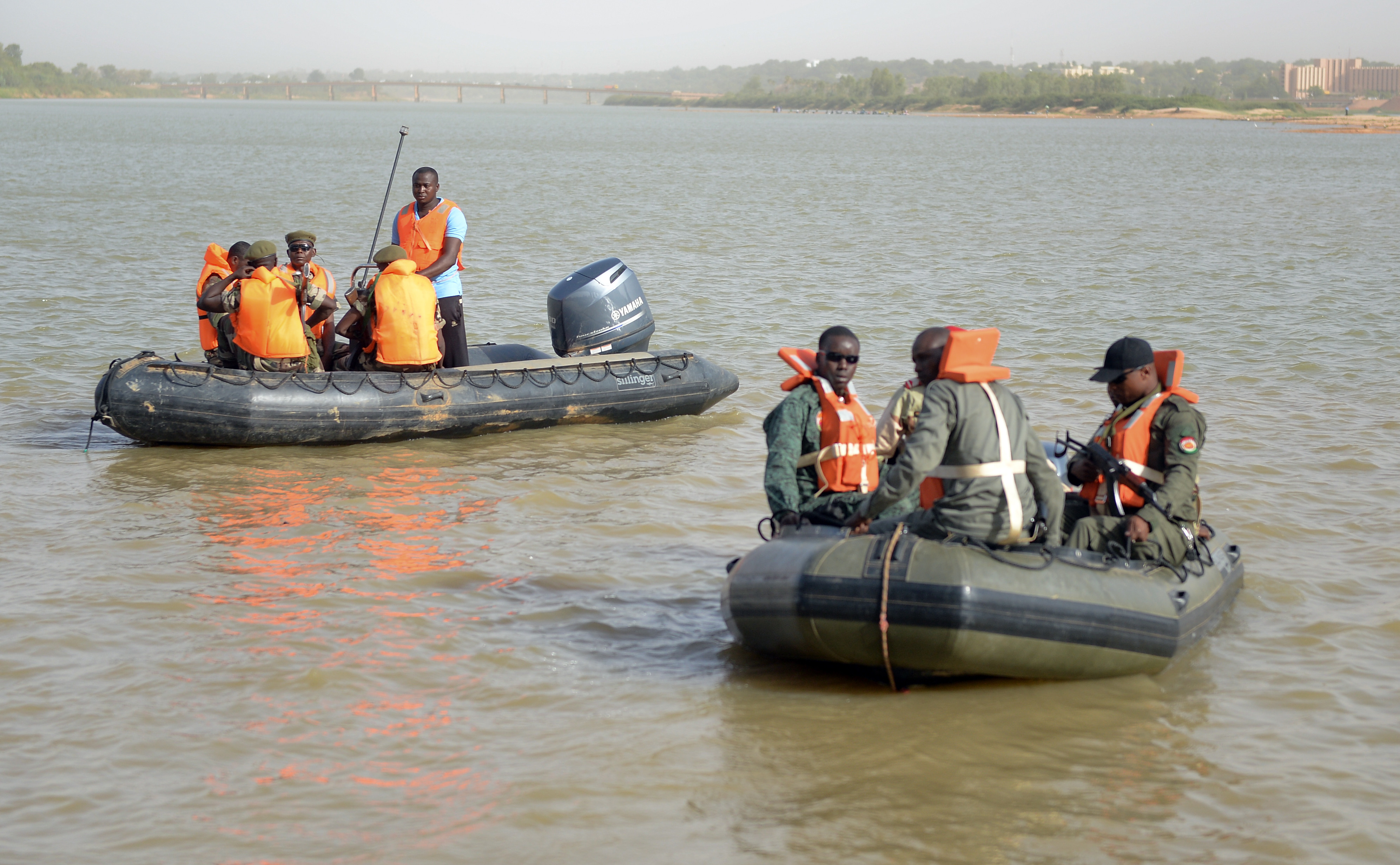 ▲▼奈及利亞船難，150名乘客仍失蹤。（圖／達志影像／美聯社）
