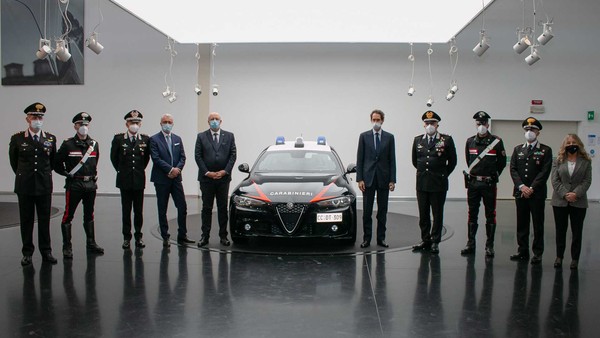 ▲義大利憲兵隊添購Alfa Romeo Giulia做為巡邏車。（圖／翻攝自Alfa Romeo）