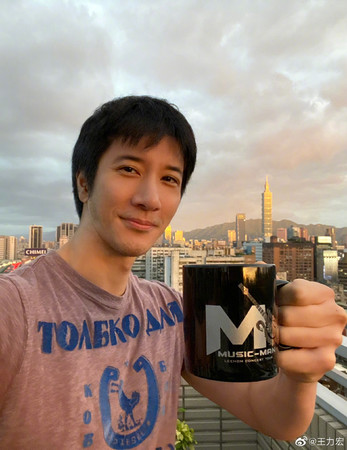 ▲王力宏學霸哥獲加州金援2億拯救腦瘤病童。（圖／翻攝自微博／王力宏）