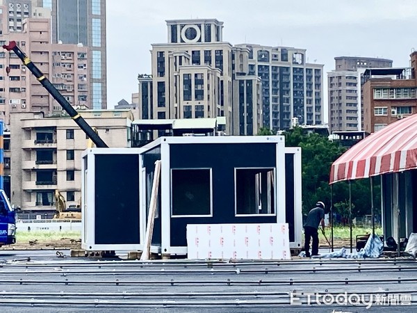 ▲▼板橋江翠疫苗接種暨快篩站。（圖／記者許靖騏攝）