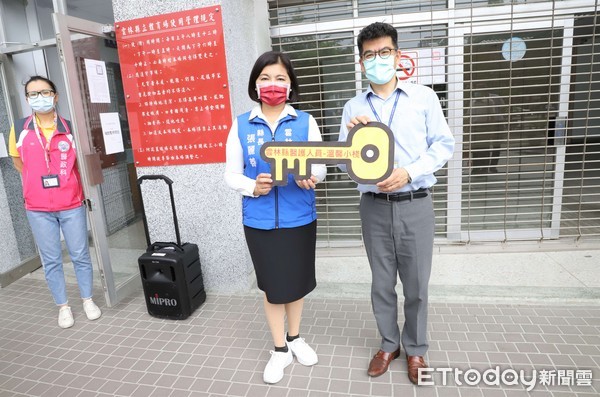 ▲雲林縣政府緊急整修雲林縣立體育館，設置溫馨小棧提供22間房，讓醫護人員免費住宿休息。。（圖／記者蔡佩旻翻攝）