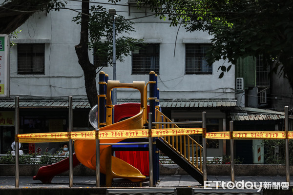 ▲新冠肺炎影響，台北市林口公園封閉暫停使用。（圖／記者林敬旻攝）