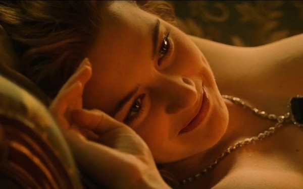 ▲▼凱特溫斯蕾（Kate Winslet）《鐵達尼號》裸體肖像，成為經典的一幕。（圖／劇照）