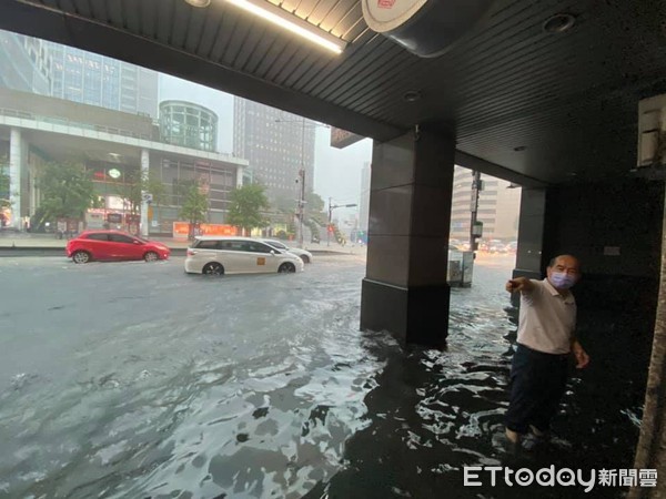 209æ¯«ç±³ å¤§è±ªé›¨çŒçˆ†å°åŒ— å¸‚åºœè­‰å¯¦ å²ä¸Šæœ€é«˜æ•´é»žé›¨é‡ç´€éŒ„ Ettodayç