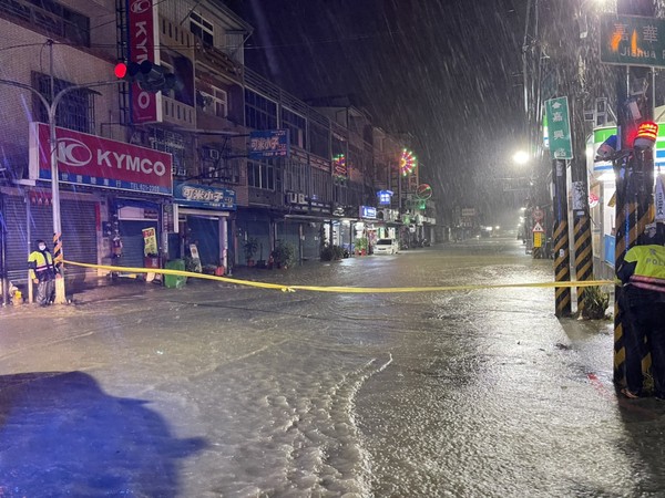 ▲高雄各地積淹水狀況    。（圖／民眾提供）