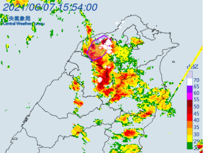 ▲▼大雷雨即時訊息。（圖／記者賴文萱攝）