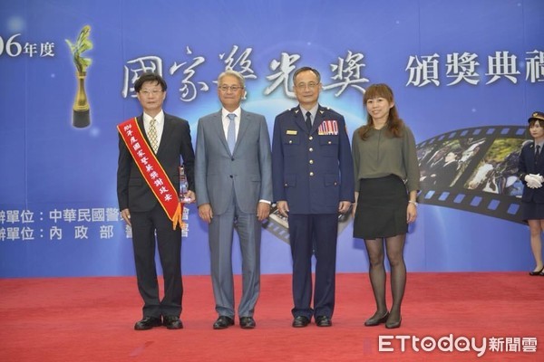 ▲▼嘉義市警察局少年隊52歲小隊長謝政安 。（圖／記者翁伊森翻攝）