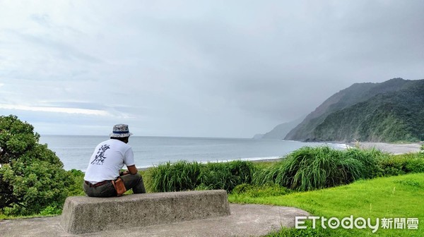 ▲尚海旅行社老闆雷震洲從事旅遊業30年，今年等不到產業復甦，再受本土疫情重擊。（圖／業者雷震洲提供）