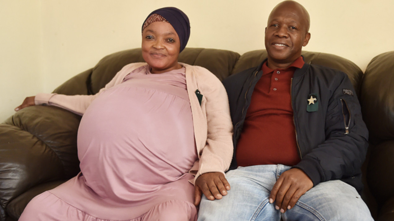  ▲▼破人類紀錄！南非37歲婦一口氣產下10胞胎。（圖／翻攝自推特「@SAfmRadio」）