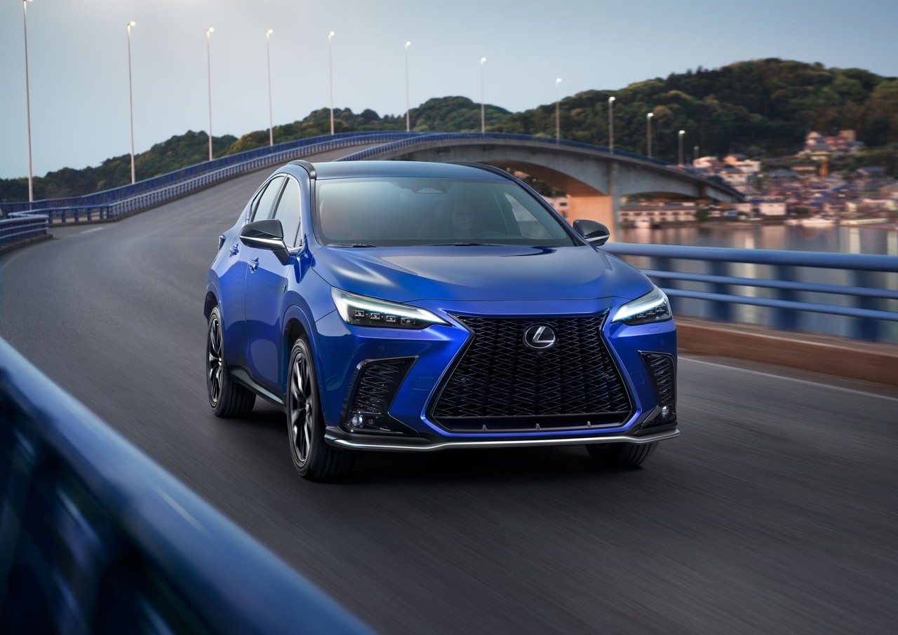 Lexus賣最好的休旅nx大改款現身啦全新2 4升渦輪引擎狂榨279匹 Ettoday車雲 Ettoday新聞雲