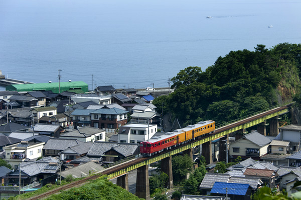 ▲▼日本伊予灘物語觀光列車。（圖／愛媛縣觀光國際課提供）