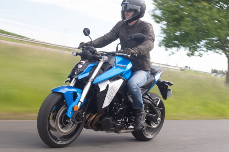 最適合新手的 公升級重機 Suzuki大街魯低馬力版歐洲登場 Ettoday車雲 Ettoday新聞雲