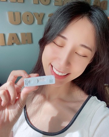 ▲瑤瑤（黃喬歆）居家快篩。（圖／翻攝自瑤瑤Instagram）