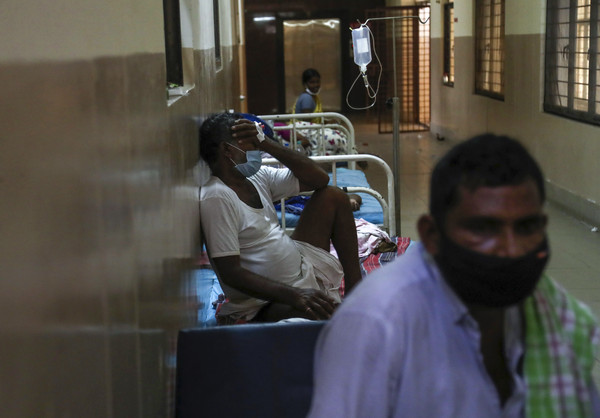 ▲▼印度第四大城海德拉巴一家公立醫院，收治毛黴菌症病患。（圖／達志影像／美聯社）