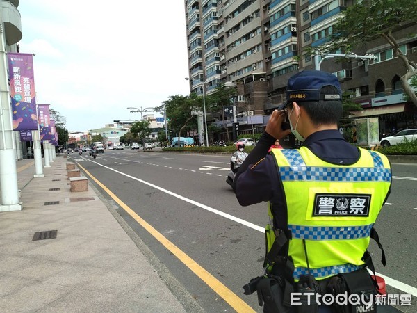 ▲疫情3級警戒，車流輛少超速肇事卻增加　台南市警一分局將「精準執法」取締超速。（圖／記者林悅翻攝，下同）