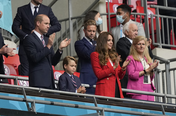 ▲▼英國威廉王子（Prince William）、凱特王妃（Kate）與長子喬治王子（Prince George）。（圖／路透）