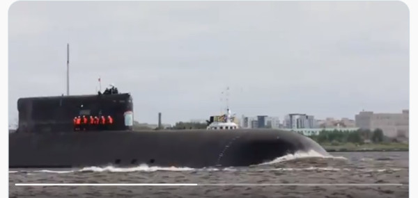 ▲▼俄羅斯巨型潛艦「貝爾哥羅德」號（Belgorod）首次公開海試。（圖／翻攝自K-560 twitter）